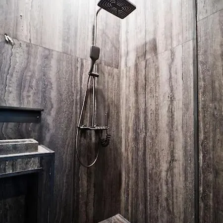 Lab Loft à Bastille 110m2 Parigi